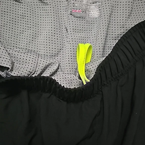 under armour shorts $15 MINIMUM PURCHASE REQUIRED - Picture 4 of 4